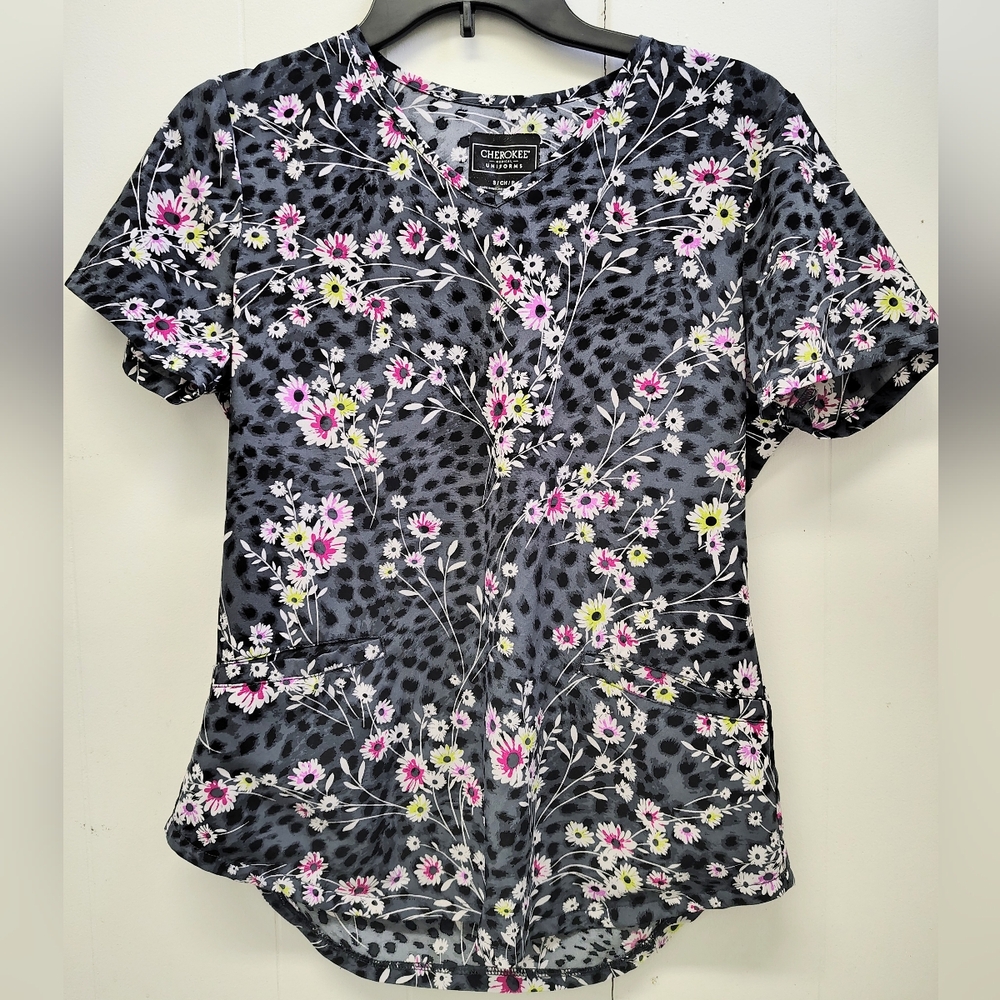 Scrub Top By Cherokee Size S